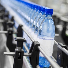 宝特瓶专用洁净回收贴标热熔胶 903C 全新推出 – 强黏贴 × 易脱标 × 友善回收的绿色选择！